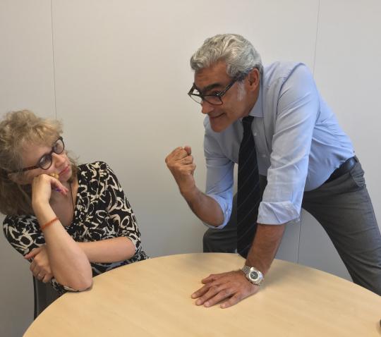 Mobilizing co-workers